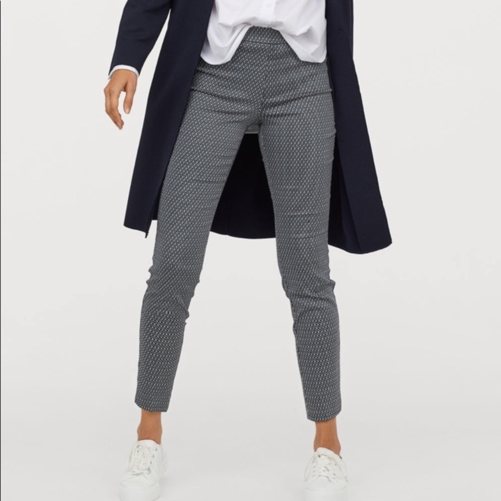 H&M printed blue slacks